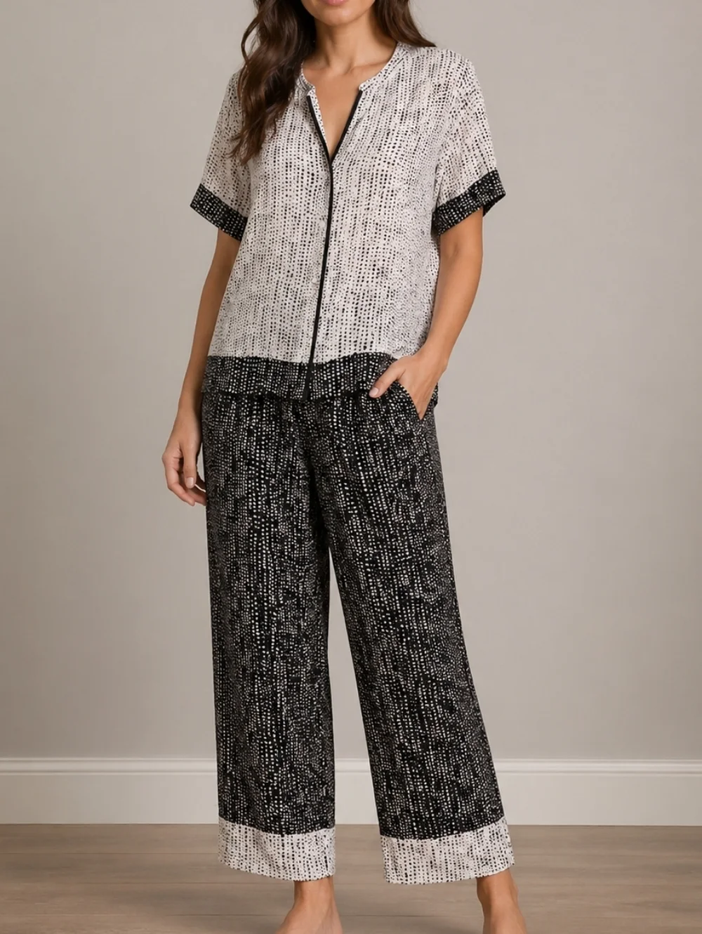 DONNA KARAN Black and White Spotted Two-Piece Lounge Pajama Set - Picture 1 of 11